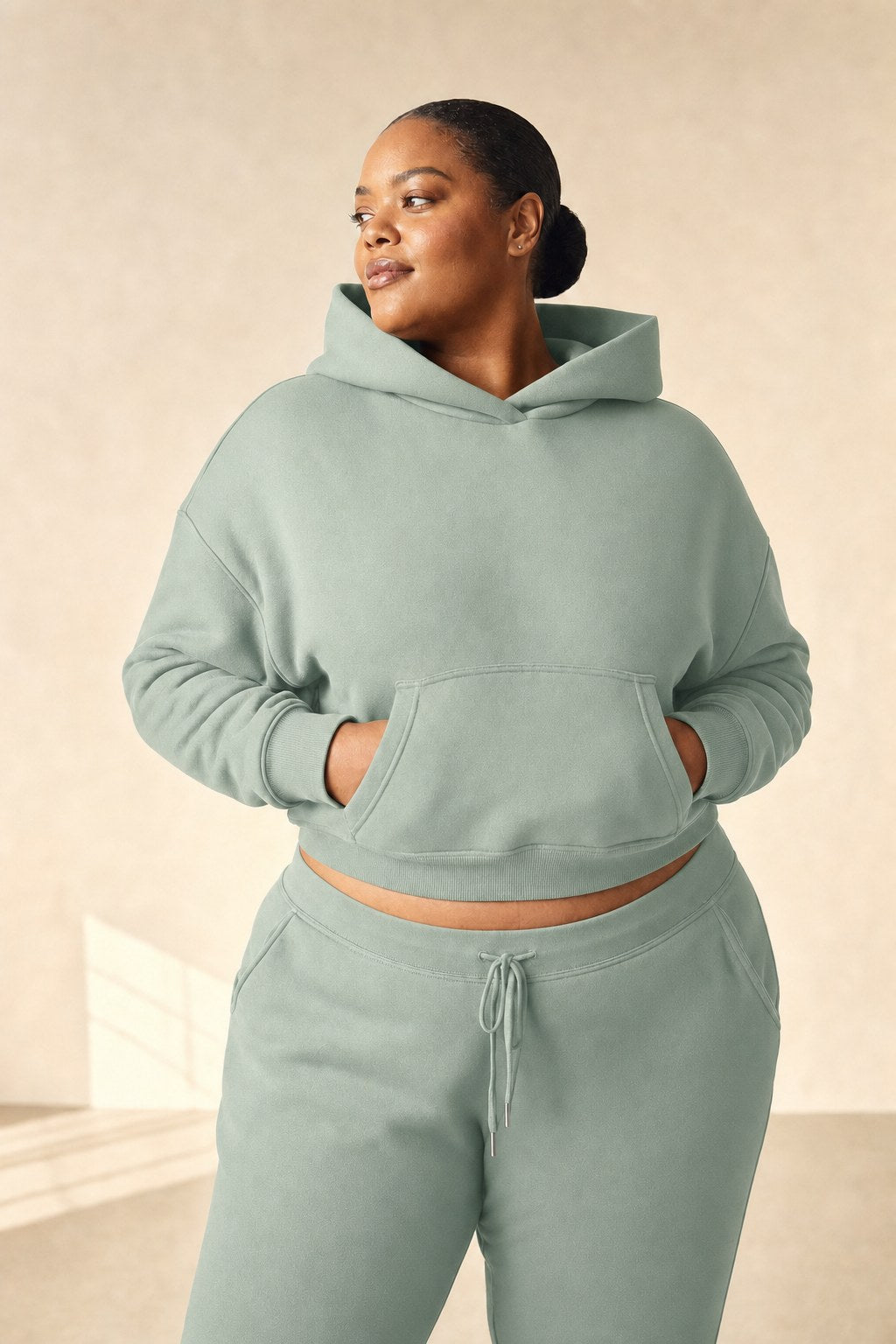 CozyCurve Cropped Hoodie in Mint